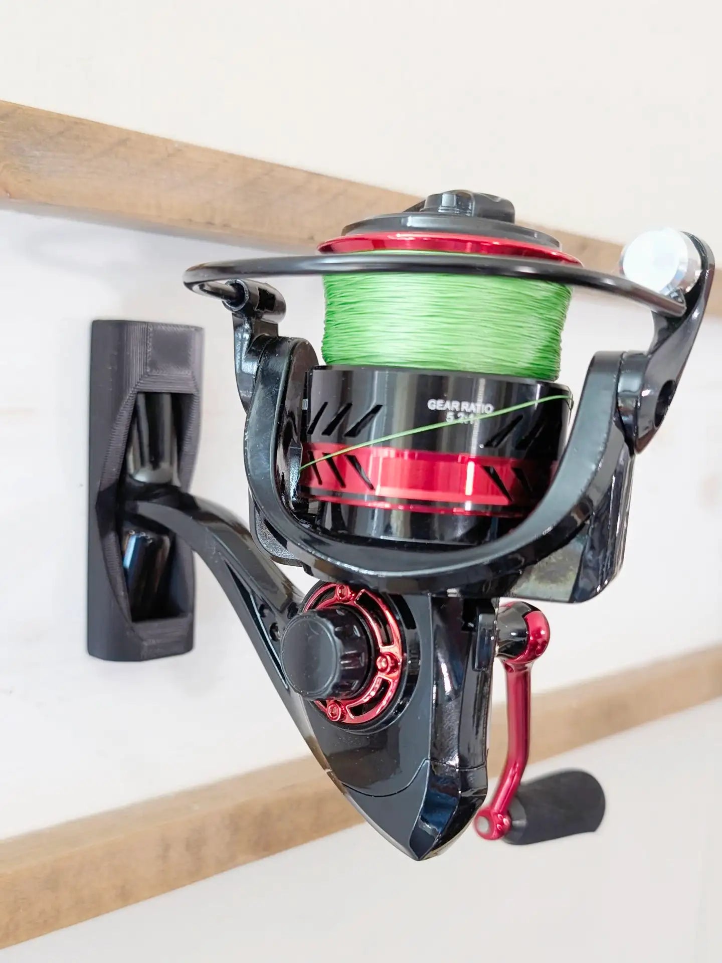spinning reel wall mount