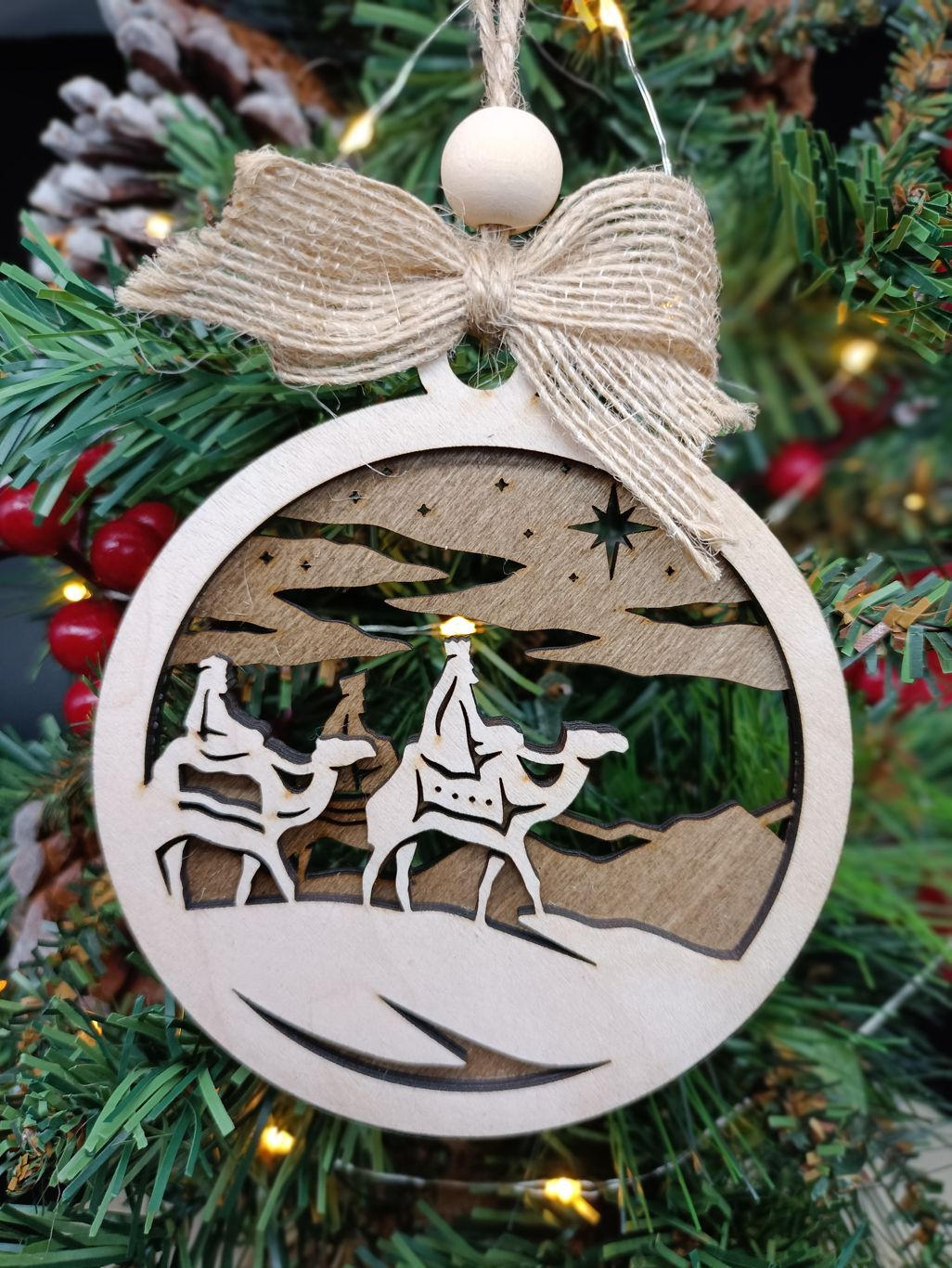 Travelling - Christmas Story Ornament